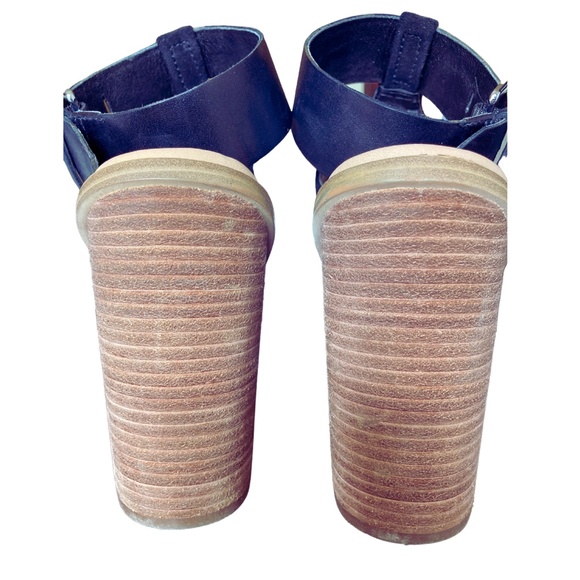 Sexy, Stacked 3" Peep-Toed Heeled Sandals - Picture 3 of 7